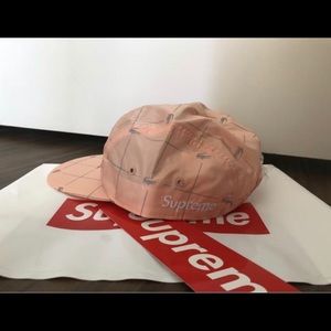 SUPREME/LACOSTE COLLAB peach hat
